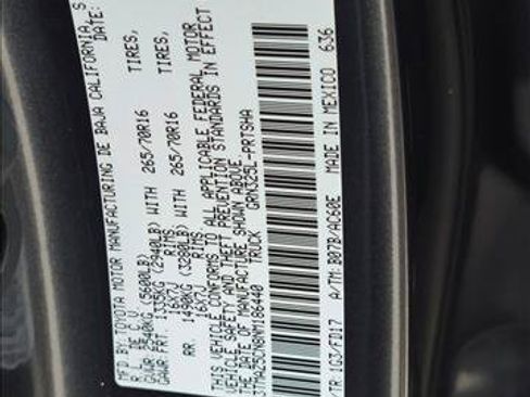 Used 2022 Toyota Tacoma TRD Off-Road w/ Technology Package RWD image 22
