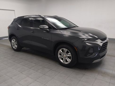 Used 2020 Chevrolet Blazer LT w/ Sound & Technology Package FWD image 11