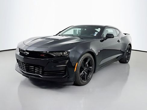 Used 2021 Chevrolet Camaro SS RWD image 1