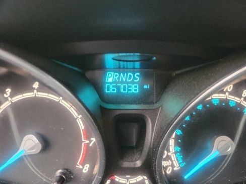 Used 2018 Ford Fiesta SE image 4