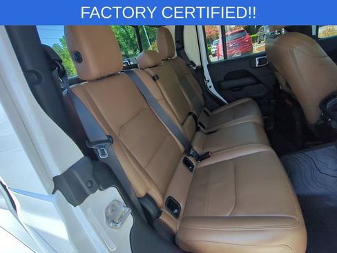 Used 2021 Jeep Gladiator Overland w/ Popular Equipment Package AWD/4WD image 33