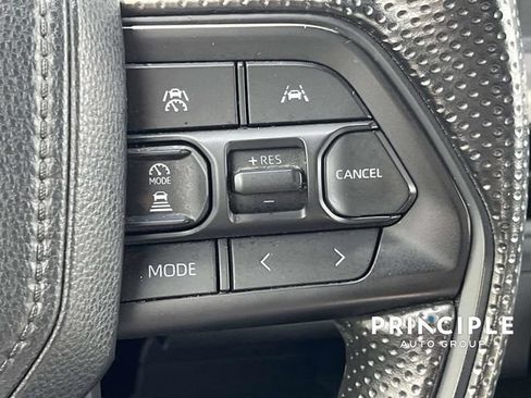 Used 2024 Toyota Tacoma SR5 AWD/4WD image 18