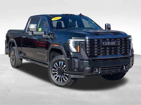Used 2024 GMC Sierra 2500 Denali Ultimate image 2