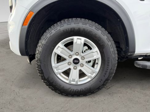 Used 2025 Ford Ranger XL image 14