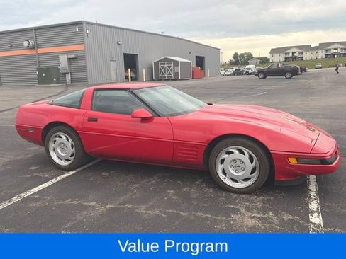 Used 1992 Chevrolet Corvette Coupe RWD image 3