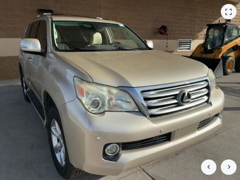 Used 2013 Lexus GX 460 image 1