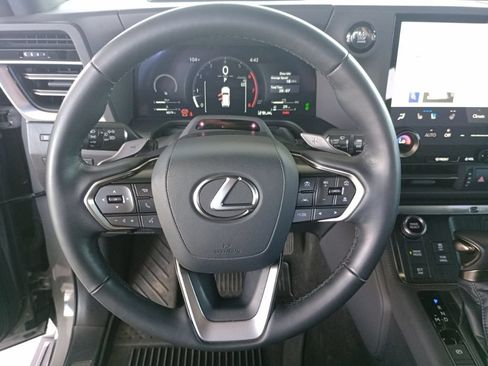 Used 2026 Lexus GX 550 w/ Accessory Package (2T) AWD/4WD image 13