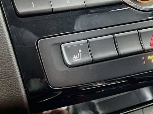 Used 2017 INFINITI QX30 Premium w/ Navigation Package FWD image 20