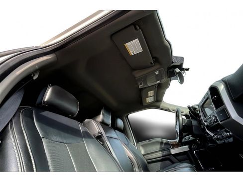 Used 2020 Ford F150 Lariat w/ Trailer Tow Package image 26