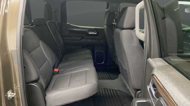 Used 2024 Chevrolet Silverado 1500 LT AWD/4WD image 24