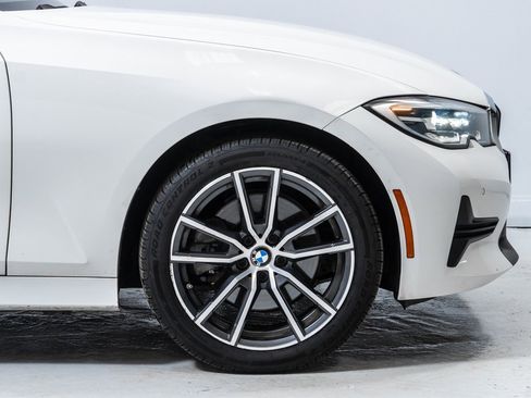 Used 2020 BMW 330i xDrive Sedan w/ Convenience Package image 12