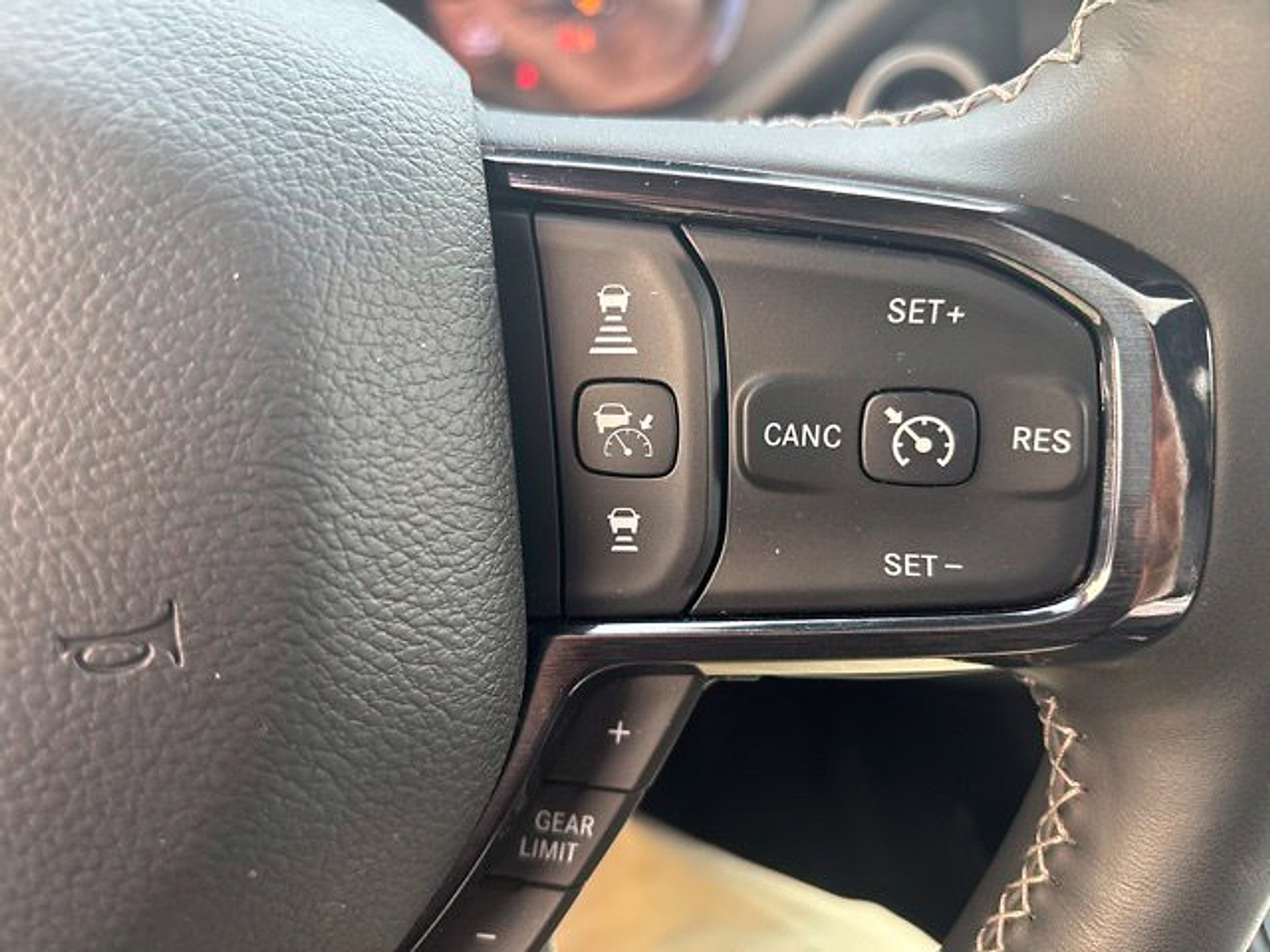 Certified 2024 RAM 2500 Limited AWD/4WD image 22