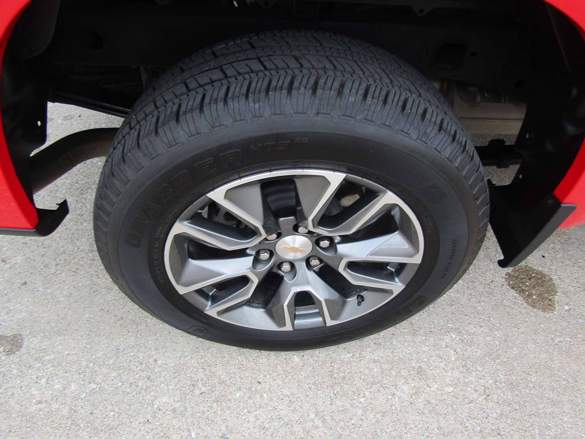 Used 2025 Chevrolet Silverado 1500 LT AWD/4WD image 11