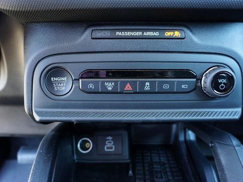 Used 2025 Ford Bronco Sport Big Bend image 18