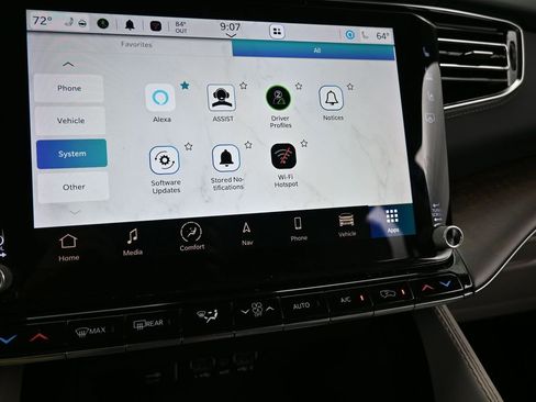 Used 2024 Jeep Grand Wagoneer L 4WD image 30