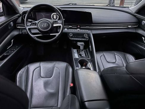 Used 2023 Hyundai Elantra Limited image 20