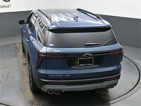 New 2026 Chevrolet Traverse LT w/ Sun and Wheel Package image 36