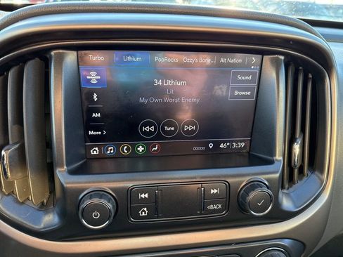 Used 2019 Chevrolet Colorado Z71 image 26