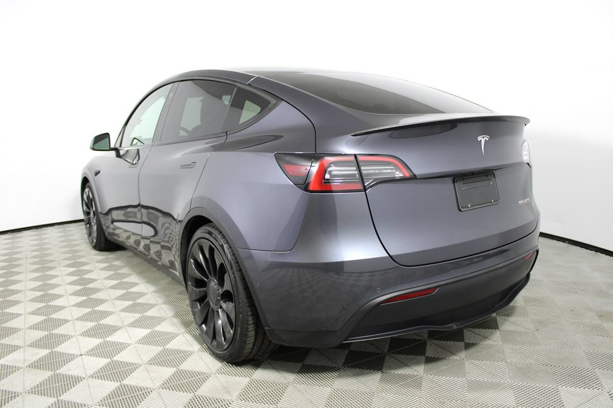 Used 2022 Tesla Model Y Performance AWD/4WD image 4