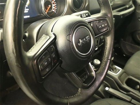 Used 2022 Jeep Wrangler Willys image 12