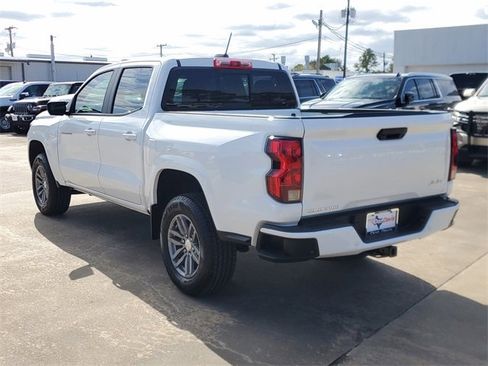 Used 2024 Chevrolet Colorado LT w/ LT Convenience Package II image 4