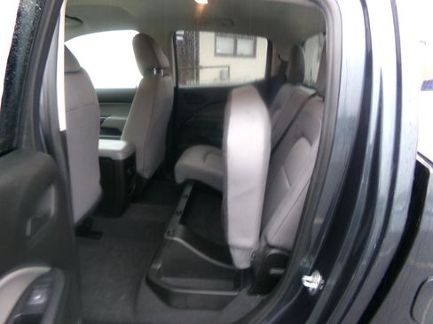 Used 2019 Chevrolet Colorado W/T w/ WT Convenience Package AWD/4WD image 27