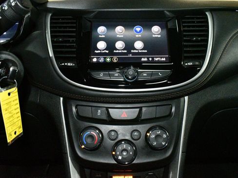 Used 2021 Chevrolet Trax LS w/ Tint and Cruise Package image 34