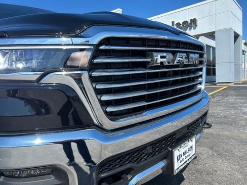 New 2026 RAM 1500 Laramie AWD/4WD image 3