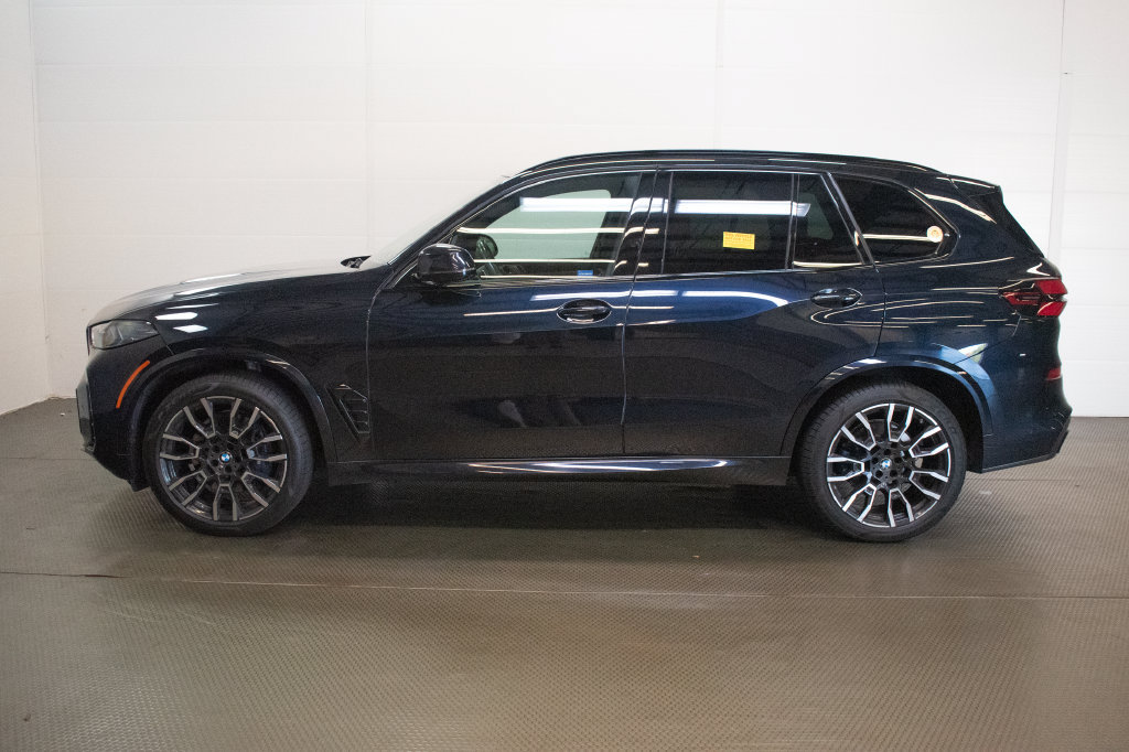 Used 2024 BMW X5 xDrive40i w/ M Sport Package AWD/4WD image 7