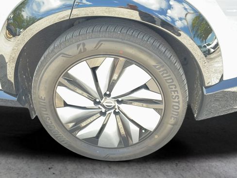 Used 2025 Nissan Ariya FWD image 50
