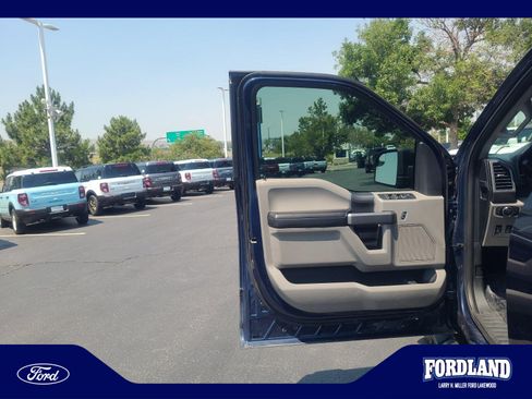 Used 2018 Ford F150 XLT w/ Equipment Group 302A Luxury AWD/4WD image 13