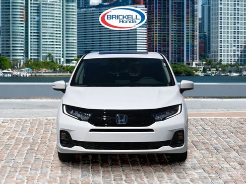 New 2025 Honda Odyssey Touring image 2