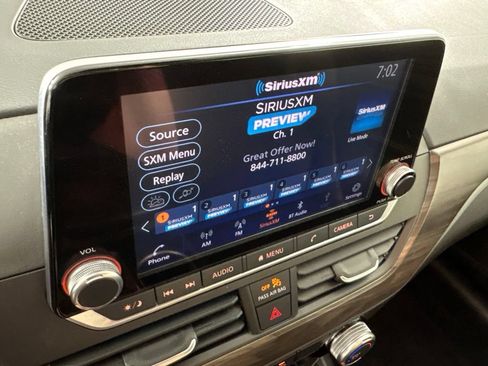 Used 2024 Nissan Altima 2.5 SV FWD image 32