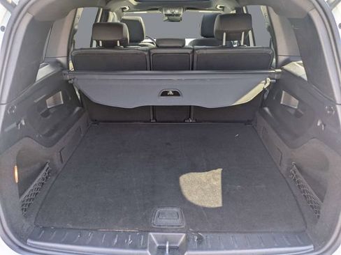 Used 2025 Mercedes-Benz GLB 250 image 12