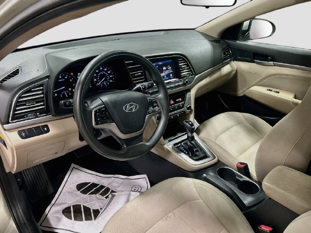Used 2017 Hyundai Elantra SE FWD image 10