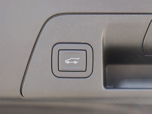 New 2025 Buick Envision Sport Touring image 10