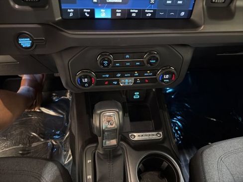 Used 2025 Ford Bronco Big Bend AWD/4WD image 17