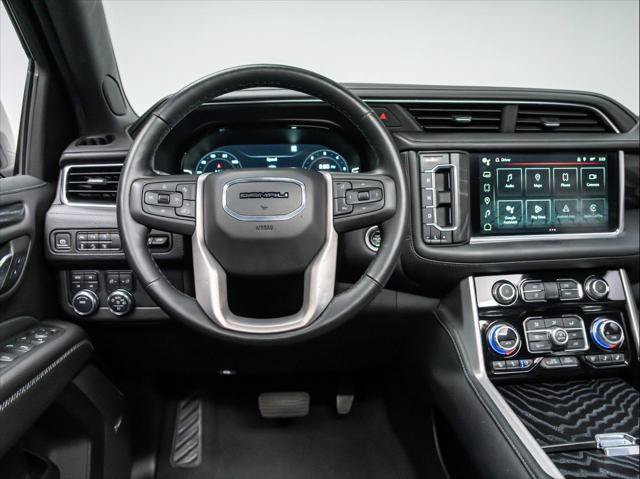 Used 2023 GMC Yukon XL Denali AWD/4WD image 23