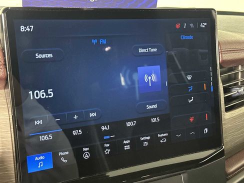 Certified 2024 Ford Expedition Limited image 29