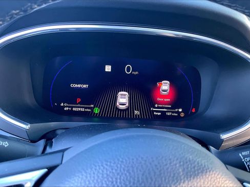 Used 2023 Acura MDX SH-AWD w/ Advance Package image 22