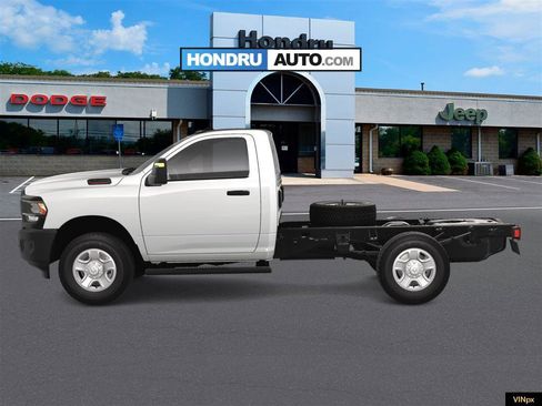 New 2024 RAM 3500 Tradesman image 3