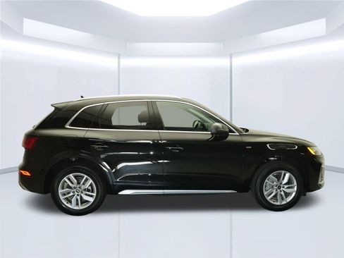Certified 2023 Audi Q5 2.0T Premium w/ Convenience Package AWD/4WD image 10