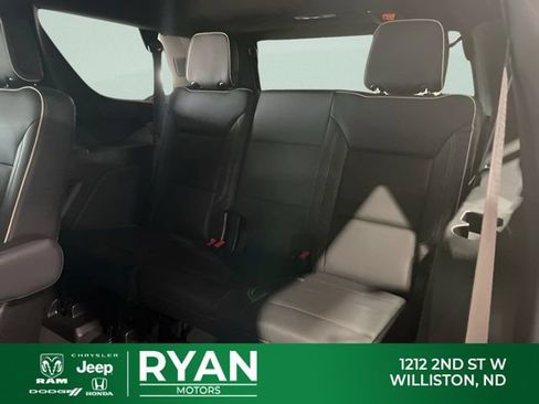 Used 2021 GMC Yukon SLT w/ SLT Luxury Plus Package AWD/4WD image 52