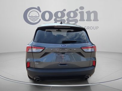 Used 2022 Ford Escape SE w/ SE Sport Appearance Package