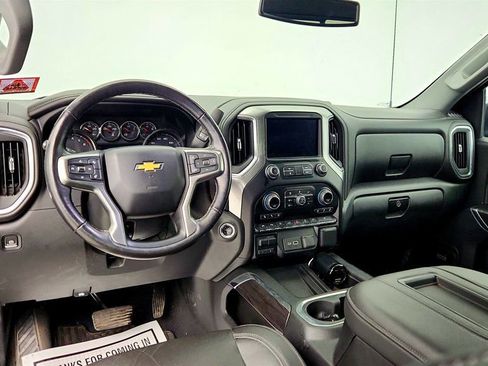 Used 2019 Chevrolet Silverado 1500 LTZ w/ LTZ Premium Package image 12