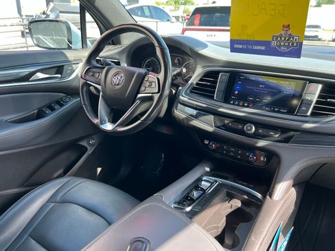 Used 2023 Buick Enclave Essence FWD image 67