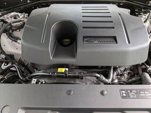 New 2026 Land Rover Defender 110 X-Dynamic SE image 16