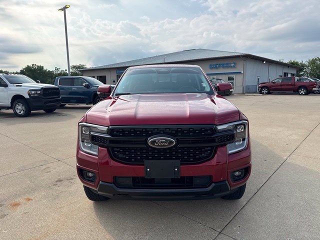 Used 2025 Ford Ranger Lariat w/ Black Appearance Package AWD/4WD image 2