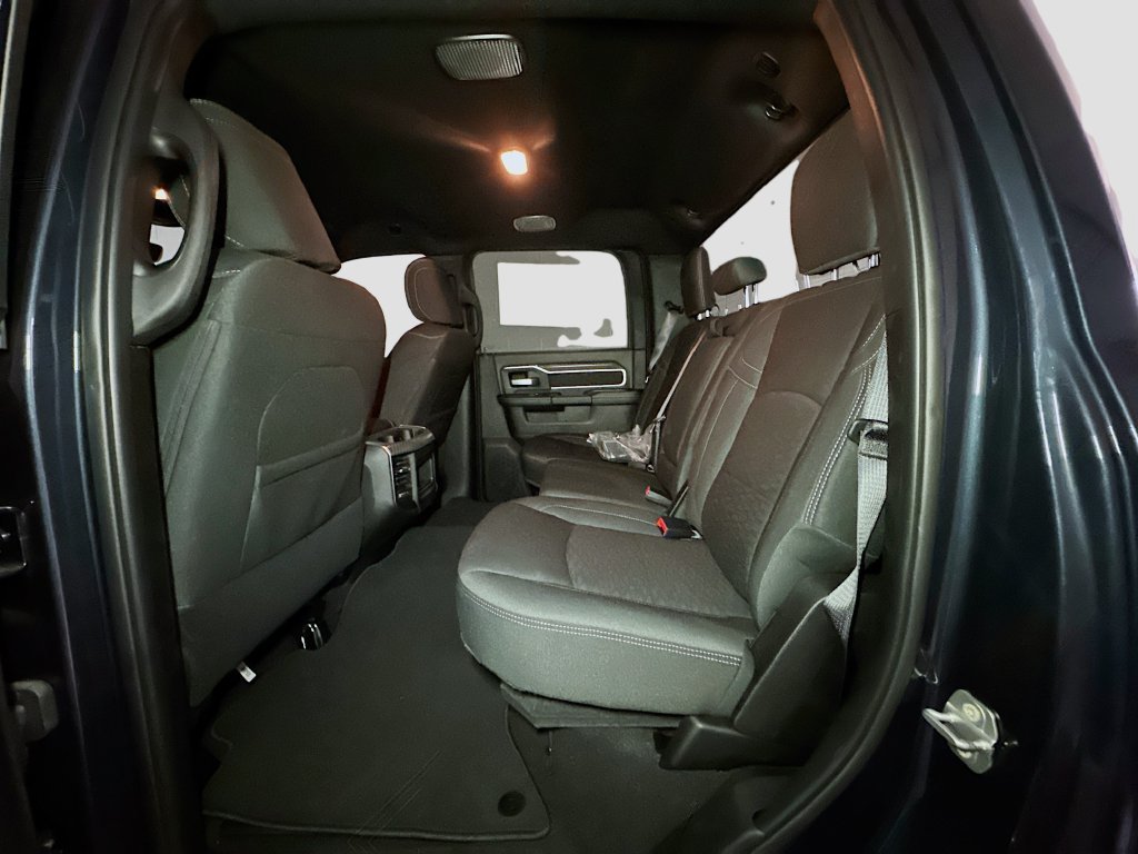 New 2026 RAM 2500 Big Horn AWD/4WD image 27