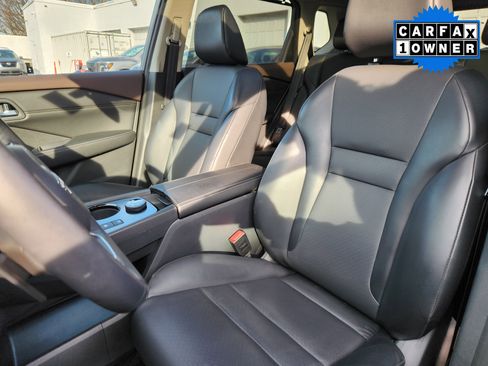 Certified 2023 Nissan Rogue SV w/ SV Premium Package image 7